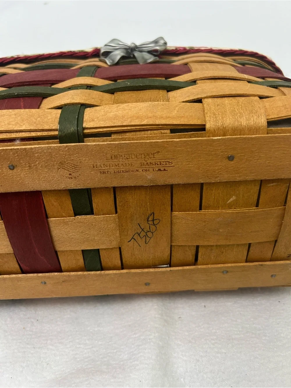 Longaberger 2008 Christmas Collection “Wrapt It Up” Basket